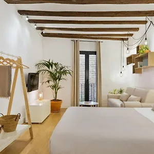 Ola Living Born Apartament Barcelona